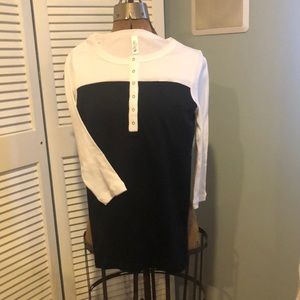 Victoria’s Secret T shop Henley